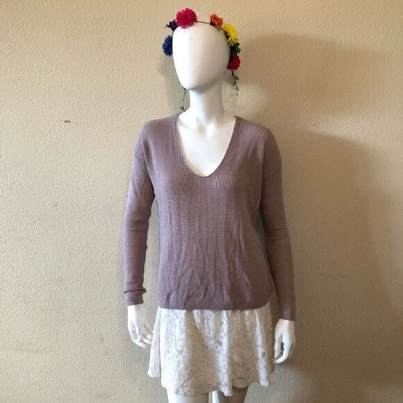 BP Textured Stitch V-Neck Pullover Size Small - Picture 2 of 8